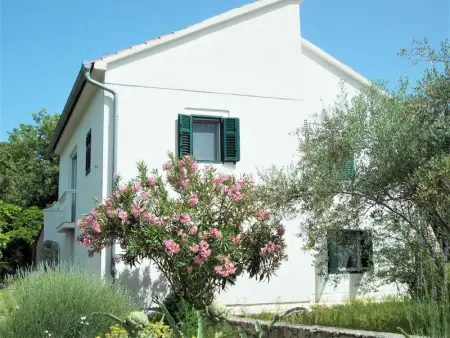 Maison à Lukoran, Maison spacieuse à Lukoran avec vue sur la mer - L1062579
