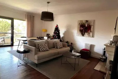 Appartement à Cascais, Appartement spacieux à Cascais de 120 m² avec jardin privé - L1062638