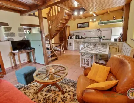 Maison charmante à Trédrez-Locquémeau avec jardin et terrasse - Photo 3