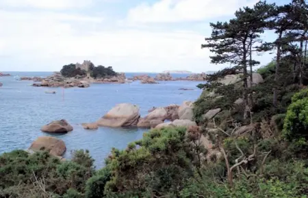 Maison charmante à Trédrez-Locquémeau avec jardin et terrasse - Photo 21