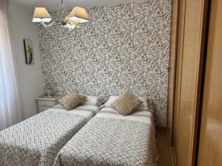 Maison charmante à Teo avec balcon et parking inclus - Photo 10