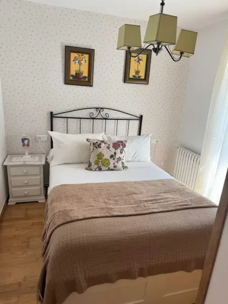 Maison charmante à Teo avec balcon et parking inclus - Photo 16