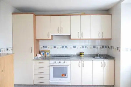 Maison charmante à Teo avec balcon et parking inclus - Photo 33