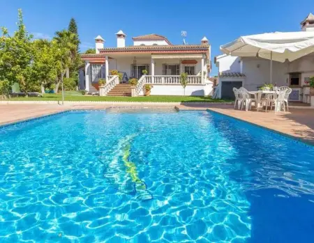 Maison à Arcos de la Frontera, Maison pittoresque à Arcos avec piscine privée - L1062700