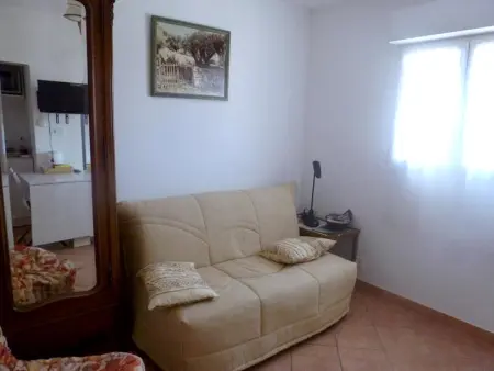 Studio charmant à Pierrefeu-du-Var, 20 m², piscine partagée - Photo 4