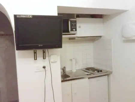 Studio charmant à Pierrefeu-du-Var, 20 m², piscine partagée - Photo 8