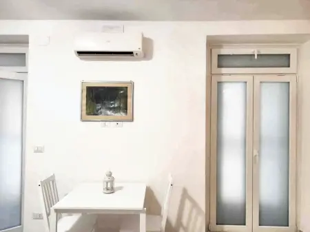 Appartement à Bari, Studio moderne à Bari, centre historique, 40 m², climatisation incluse - L1062757