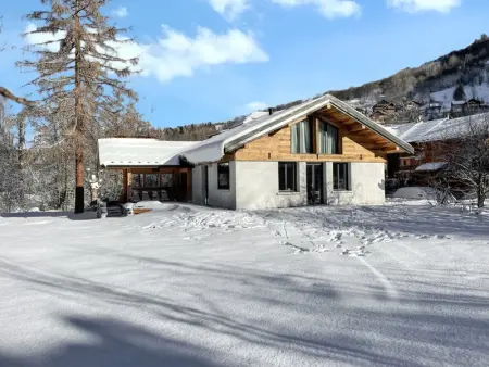 Chalet à Valloire, Chalet magnifique à Valloire avec vue sur montagne. - L1062770