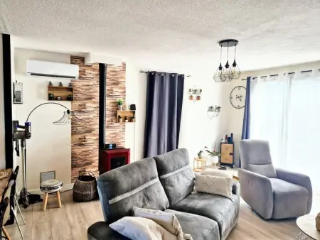 Maison à Forcalquier, Maison chaleureuse à Forcalquier avec magnifique terrasse - L1062789