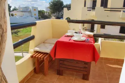 Appartement à Alvor, Appartement moderne à Alvor avec piscine partagée (70 m²) - L1062799