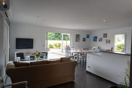 Villa spacieuse à Arès avec piscine privée et jacuzzi - Photo 10