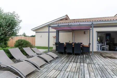 Villa spacieuse à Arès avec piscine privée et jacuzzi - Photo 11
