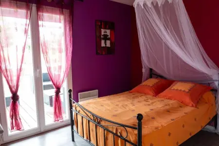 Villa spacieuse à Arès avec piscine privée et jacuzzi - Photo 14