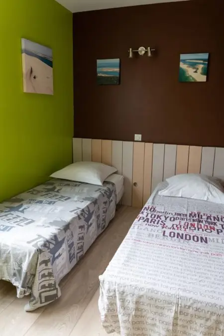 Villa spacieuse à Arès avec piscine privée et jacuzzi - Photo 16