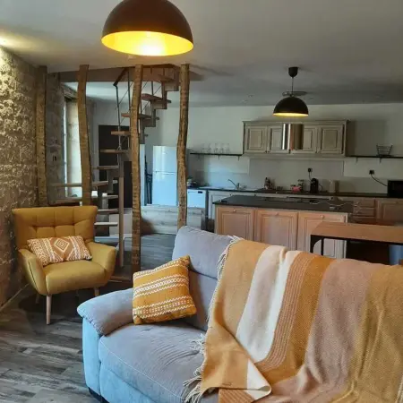 Appartement à Sarlat la Canéda, Appartement confortable à Sarlat-la-Canéda, 57 m². - L1062837