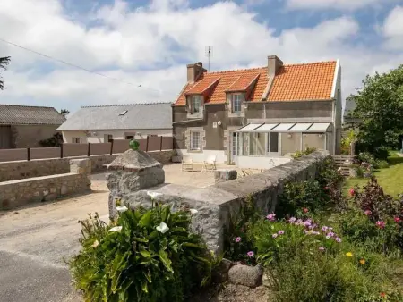 Maison cosy à Plouescat avec jardin et terrasse - Photo 17