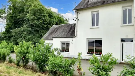 Maison cosy à Pontorson avec jardin clos et terrasse - Photo 1