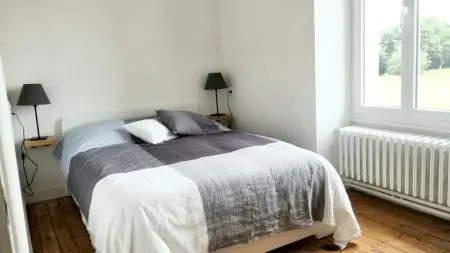 Maison cosy à Pontorson avec jardin clos et terrasse - Photo 4