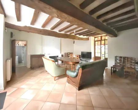 Maison charmante à Mouterre-Silly avec jardin privé - Photo 3