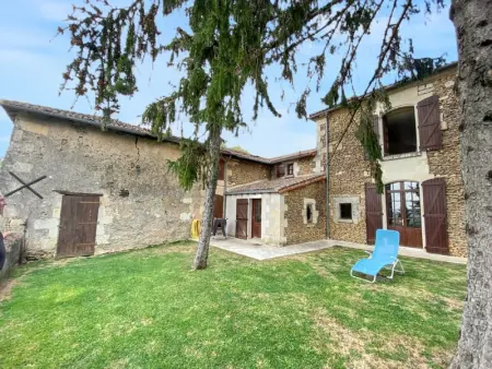 Maison charmante à Mouterre-Silly avec jardin privé - Photo 11