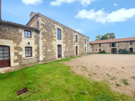 Maison charmante à Mouterre-Silly avec jardin privé - Photo 14