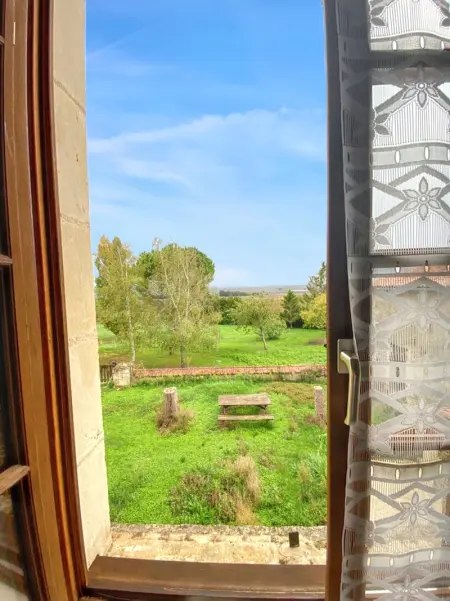 Maison charmante à Mouterre-Silly avec jardin privé - Photo 16