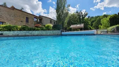 Maison à Puy l'Évêque, Maison charmante au cœur de Puy-l'Évêque avec piscine partagée - L1062986