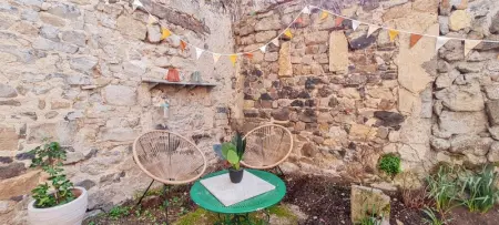 Maison charmante à Mauzun avec jardin et patio fleuri - Photo 22