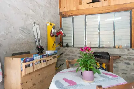 Maison de charme à Guchan avec vue sur la montagne et jacuzzi - Photo 3