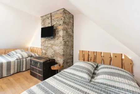 Maison de charme à Guchan avec vue sur la montagne et jacuzzi - Photo 28