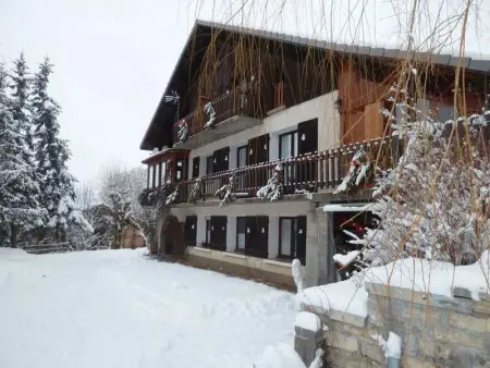 Maison charmante à Saint-Léger-les-Mélèzes avec jardin clôturé - Photo 8