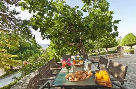 Villa élégante à Priego de Córdoba avec piscine privée - Photo 4