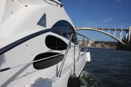 Chambre confortable avec vue sur le lac à Porto 12 m² et terrasse - Photo 18