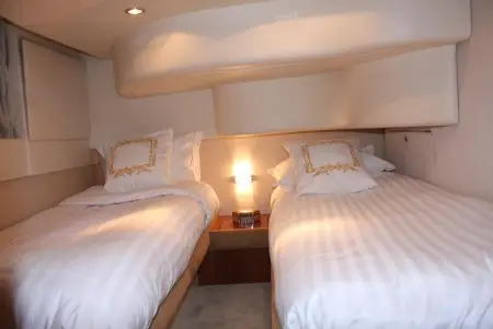 Chambre confortable avec vue sur le lac à Porto 12 m² et terrasse - Photo 24