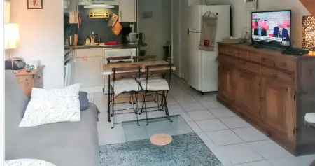 Appartement cosy à Saint-Mamet - 36 m² - Vue montagne - Photo 1