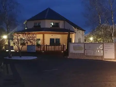 Bungalow confortable à Onzain avec piscine partagée - Photo 4