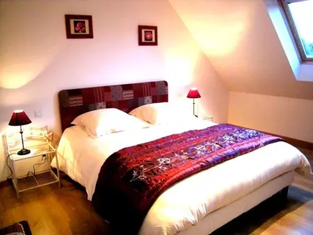 Maison accueillante avec vue sur la mer à Plougrescant - Photo 12