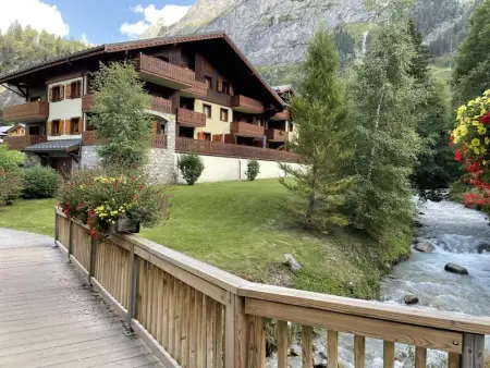 Appartement à Pralognan la Vanoise, Appartement accueillant à Pralognan-la-Vanoise avec balcon et vue - L1063190