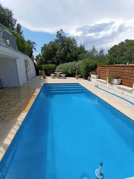 Villa à Saint Raphaël, Villa élégante à Saint-Raphaël avec piscine partagée - L1063249