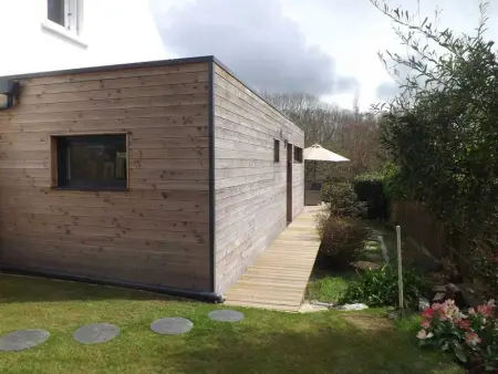 Charmante maison avec jardin à Guidel, proche nature - Photo 6