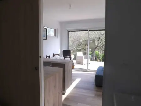 Charmante maison avec jardin à Guidel, proche nature - Photo 7