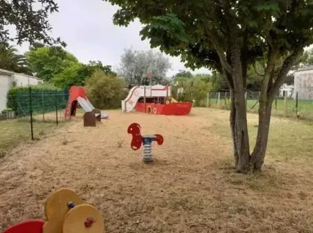 Charmant Bungalow à Saint-Pierre-d'Oléron, Bungalow 4 personnes à Saint Pierre d'Oléron - Photo 14