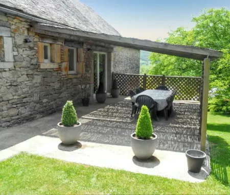 Maison de caractère à Pierrefiche avec piscine privée - Photo 5