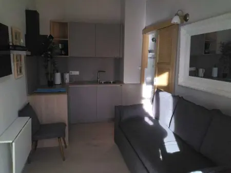 Studio confortable avec balcon à Aix-les-Bains, Appartement 2 personnes à Aix les Bains - Photo 8