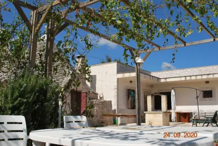 Maison charmante à Locorotondo, jardin clôturé - Photo 3