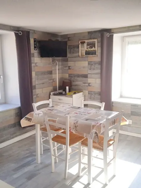 Appartement moderne à Cornimont 30 m² avec vue montagne - Photo 2