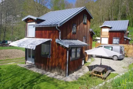 Chalet à Niaux, Chalet chaleureux à Niaux avec vue sur la montagne - L1063328