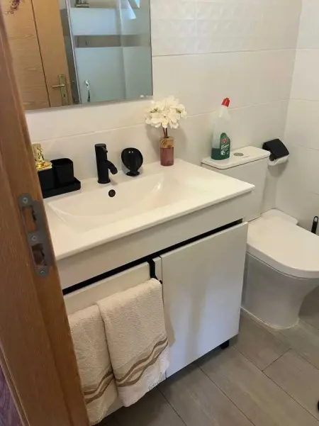 Évasion Champêtre : Maison de Charme avec Jardin et Piscine - Photo 18