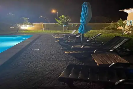 Évasion Champêtre : Maison de Charme avec Jardin et Piscine - Photo 19