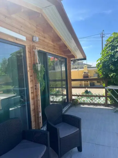 Évasion Champêtre : Maison de Charme avec Jardin et Piscine - Photo 32